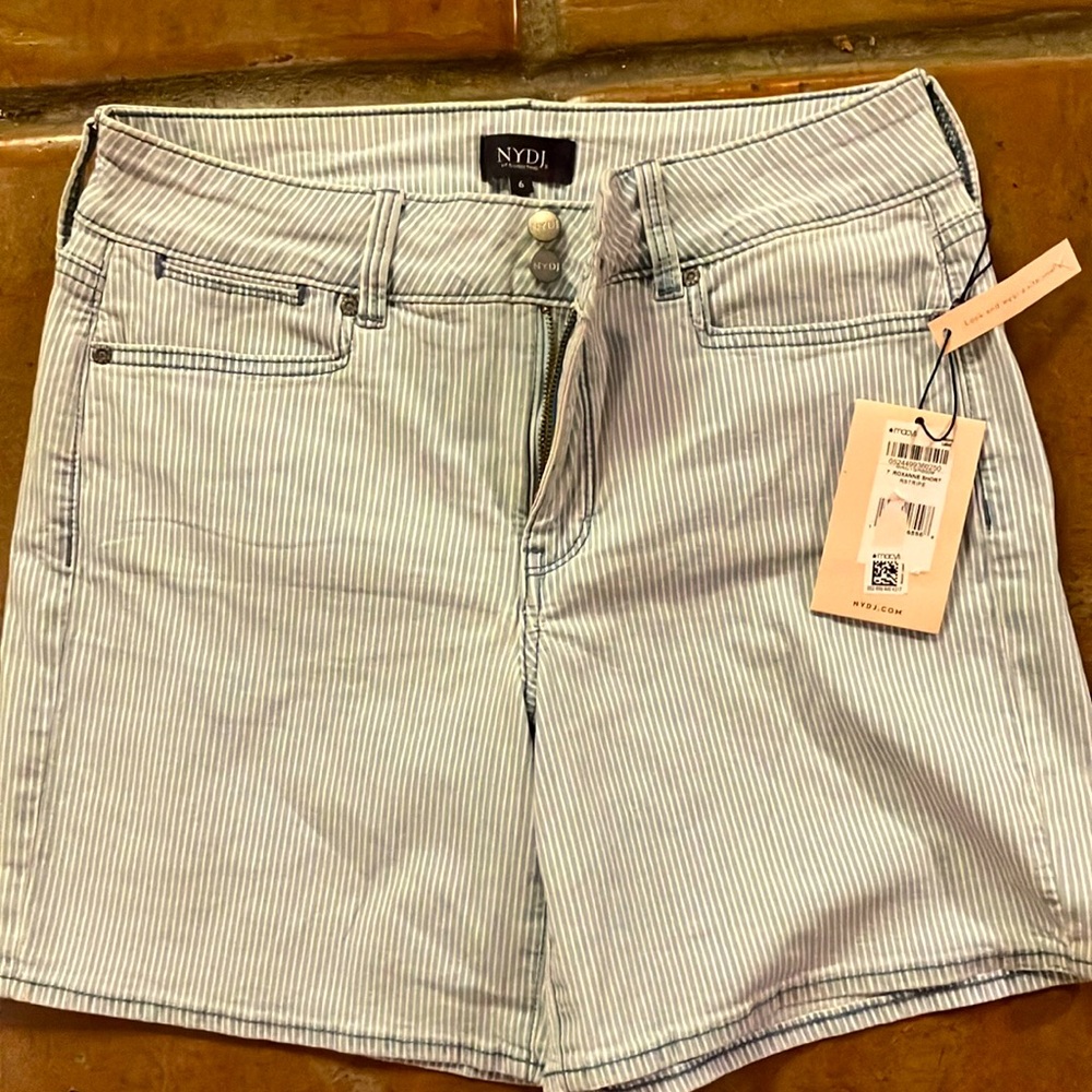 nydj shorts stretchy